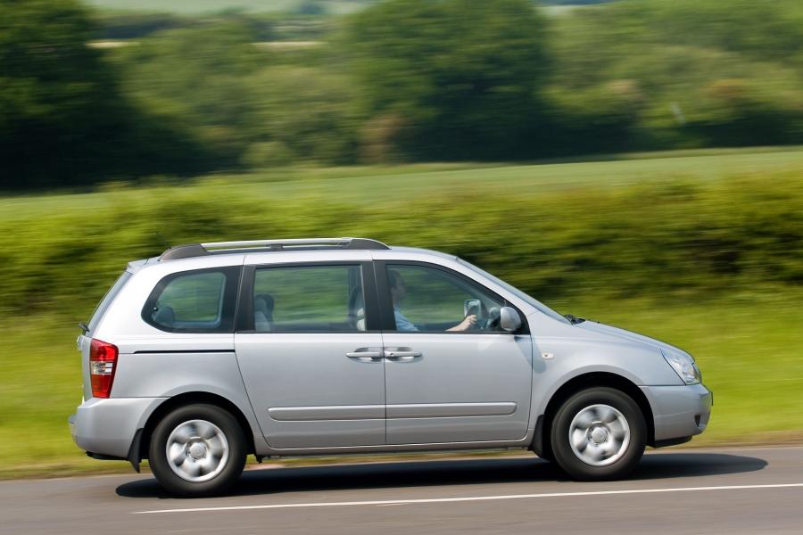  Kia Sedona 2006 года  (фото 18 из 50)